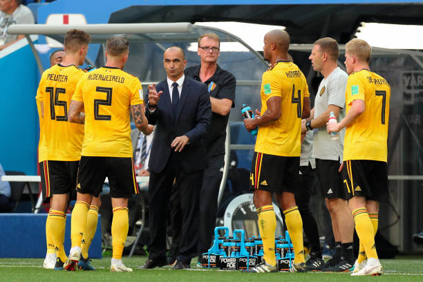 牌球星的平 牌球星的平